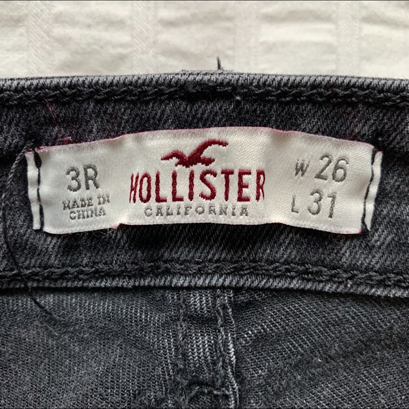 High-Rise Black Denim Hollister Jean - Size 3 - Picture 6 of 8
